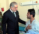 CEO Inquires after Health  of Wounded Soldiers